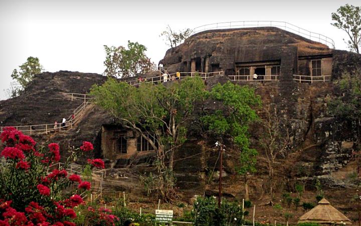 Shri Panch Pandav Caves, Pachmarhi