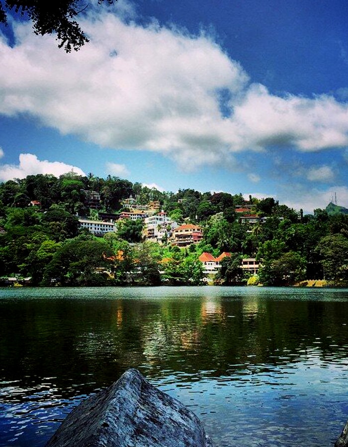 Kandy Lake, Kandy
